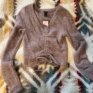 Wild fable size s purple crop sweater